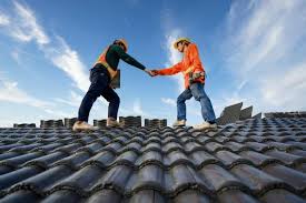 Best Emergency Roof Repair  in Montclair, VA